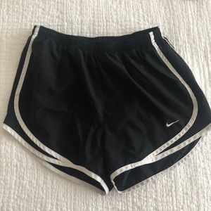 Nike Dri-FIT Tempo Running Shorts
